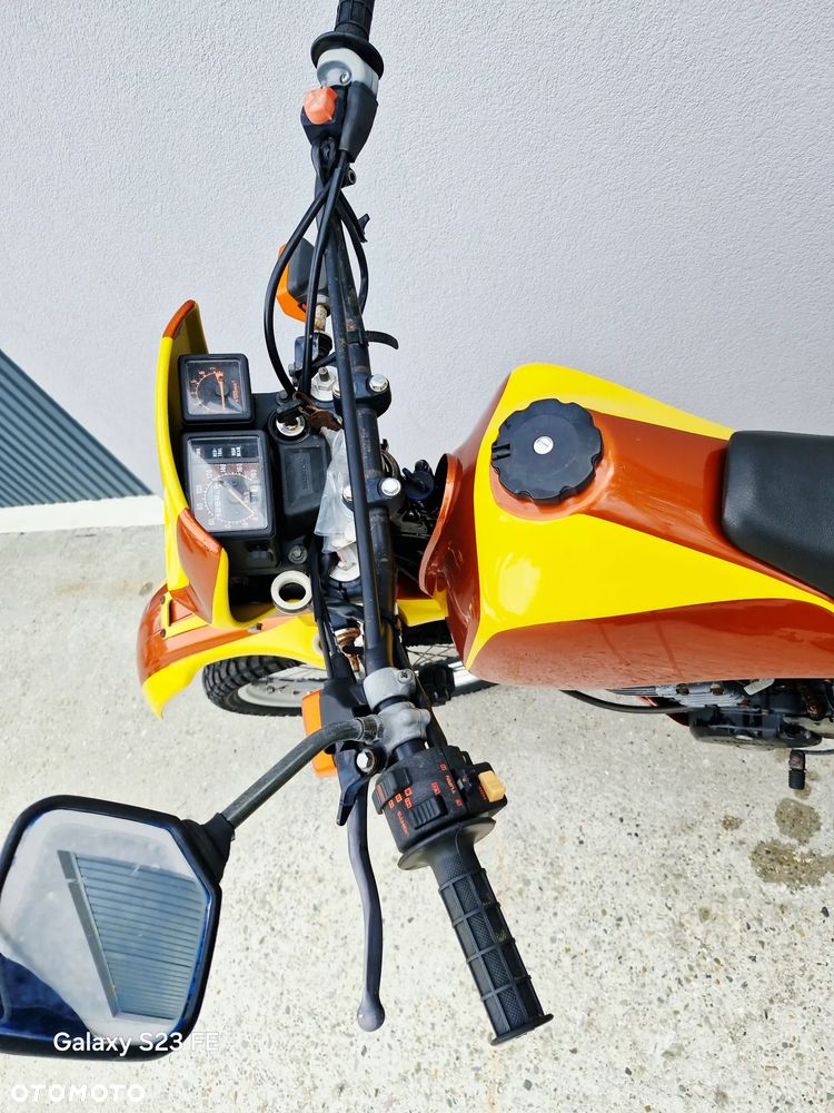 Honda XL - 17