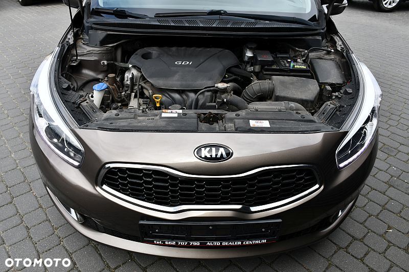 Kia Ceed 1.6 GDI Platinum Edition - 36