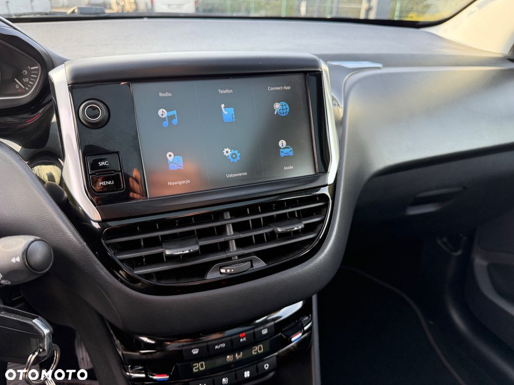 Peugeot 208 PureTech 82 Allure - 16