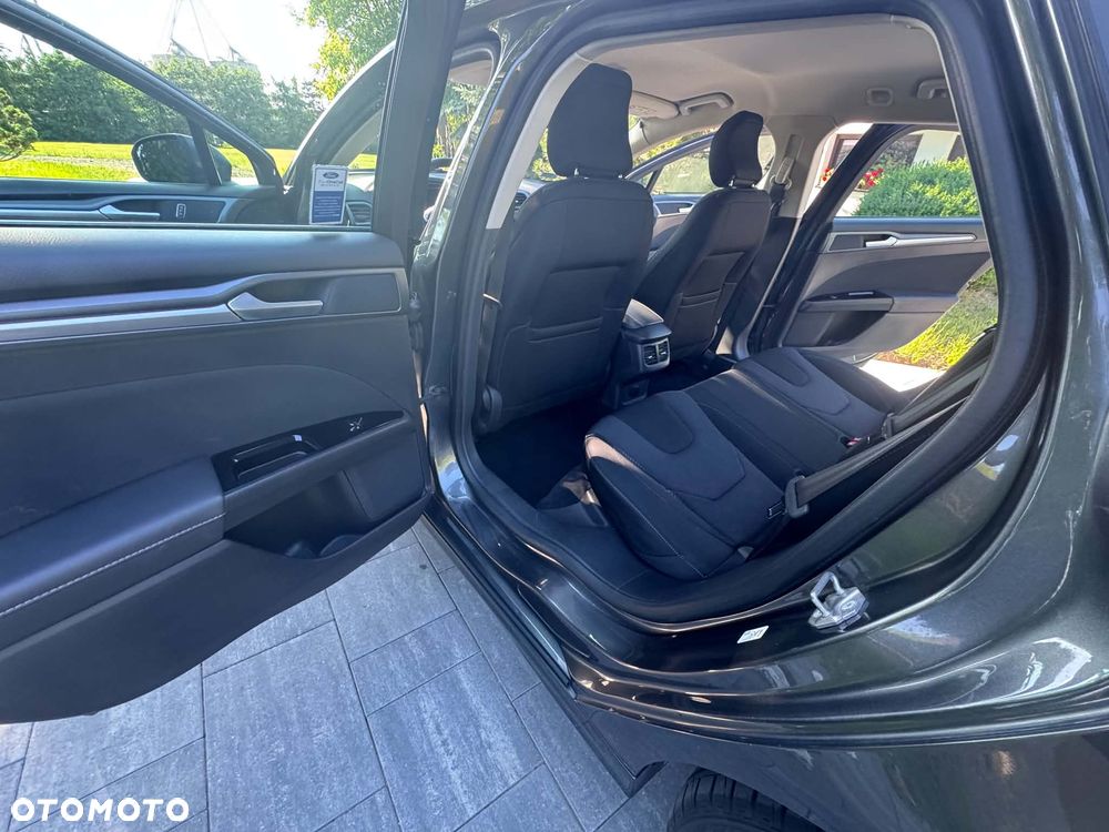 Ford Mondeo 2.0 TDCi Titanium PowerShift - 8