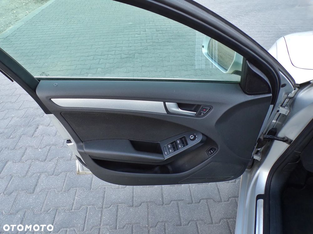 Audi A4 Avant 1.8 TFSI Attraction - 17