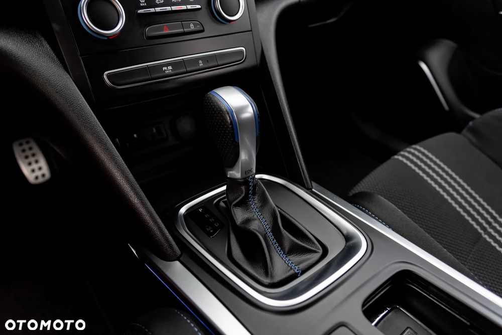 Renault Megane ENERGY TCe 205 EDC GT - 39