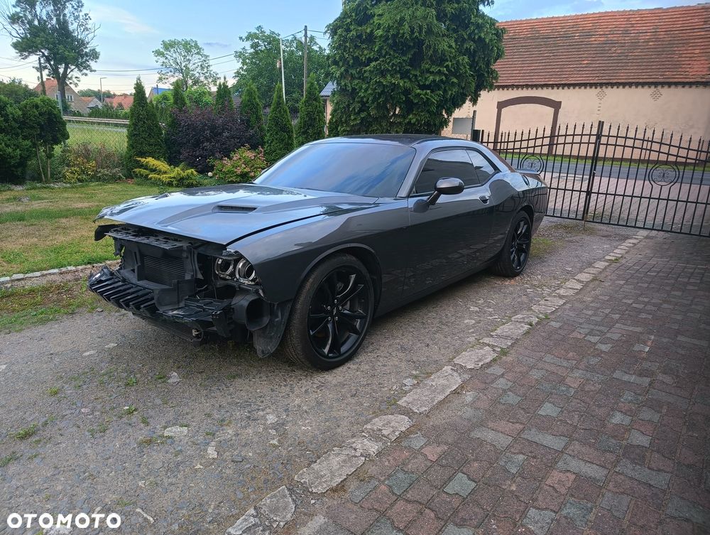 Dodge Challenger 3.6 SXT Plus - 8