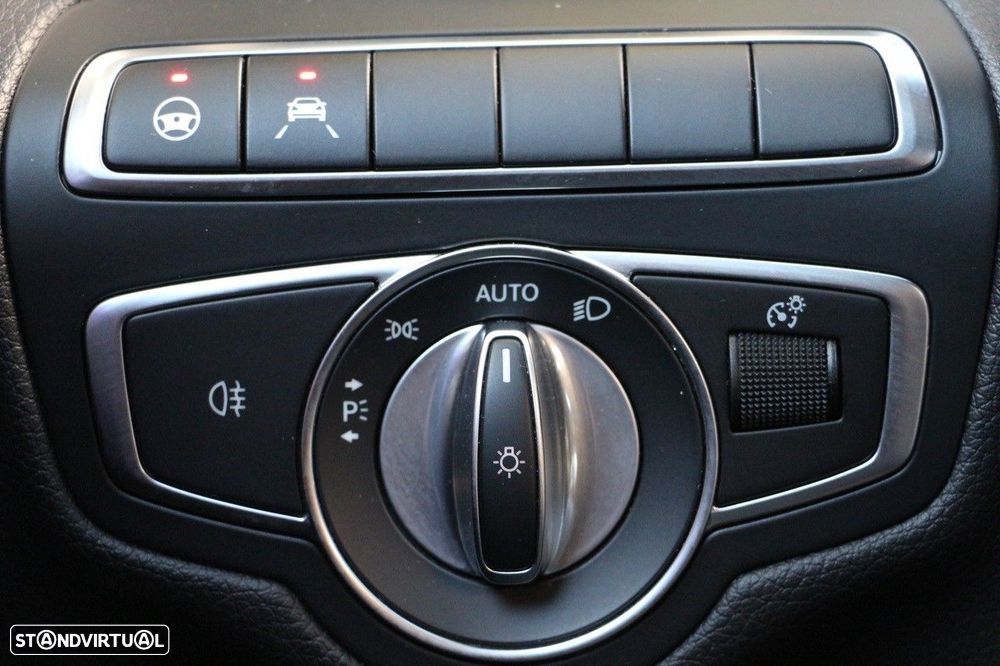 Mercedes-Benz C 300 de AMG Line - 42