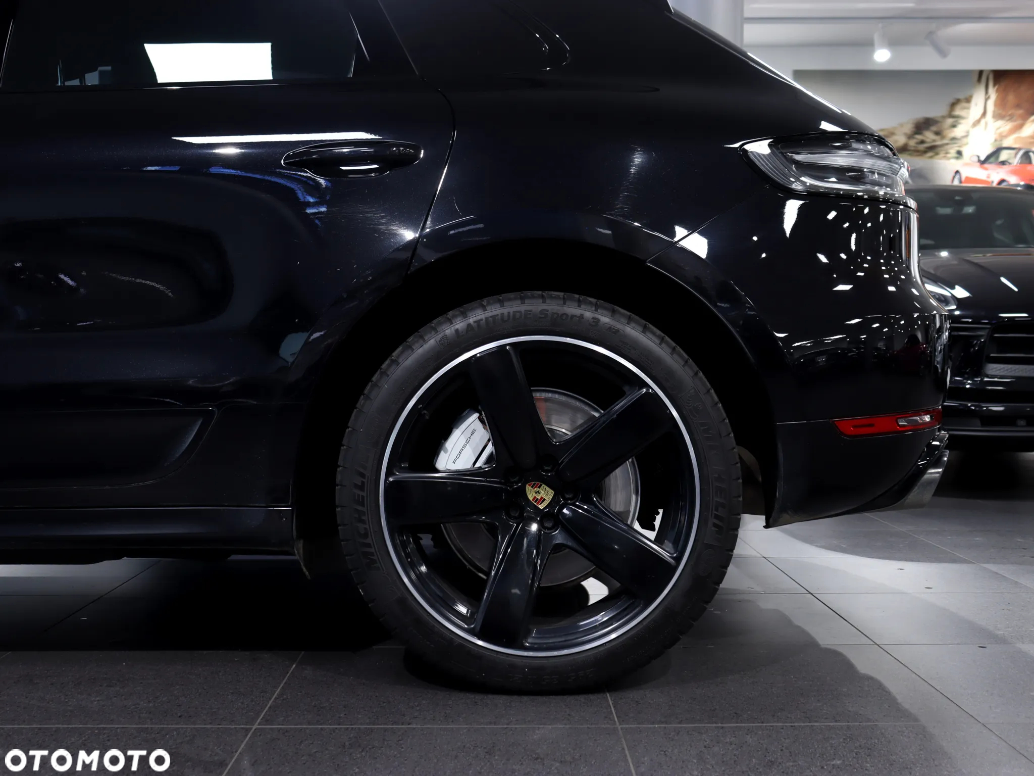 Porsche Macan Turbo - 12