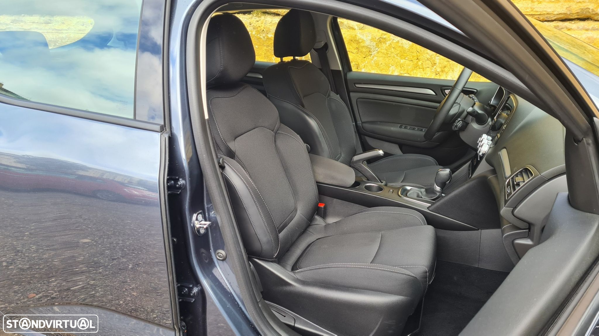 Renault Mégane 1.5 Blue dCi Intens EDC - 33