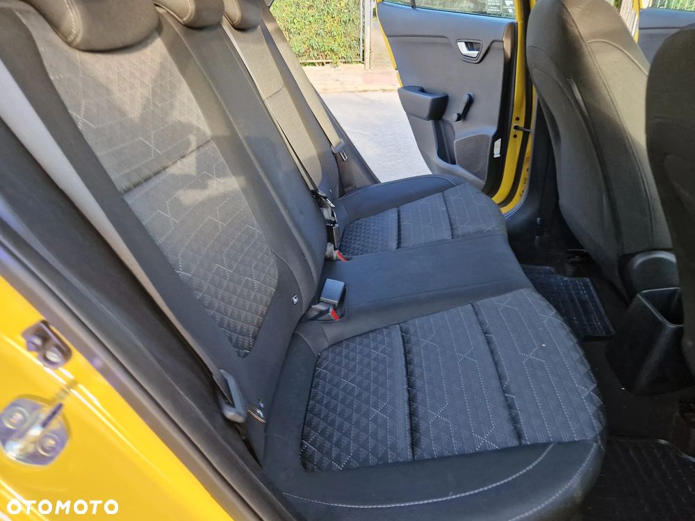 Kia Rio 1.2 L - 16