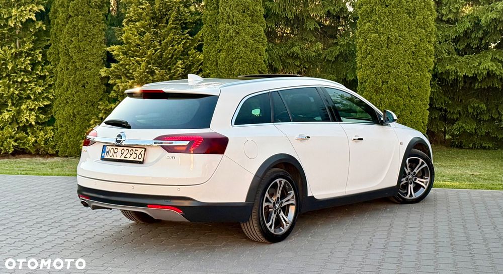 Opel Insignia - 19