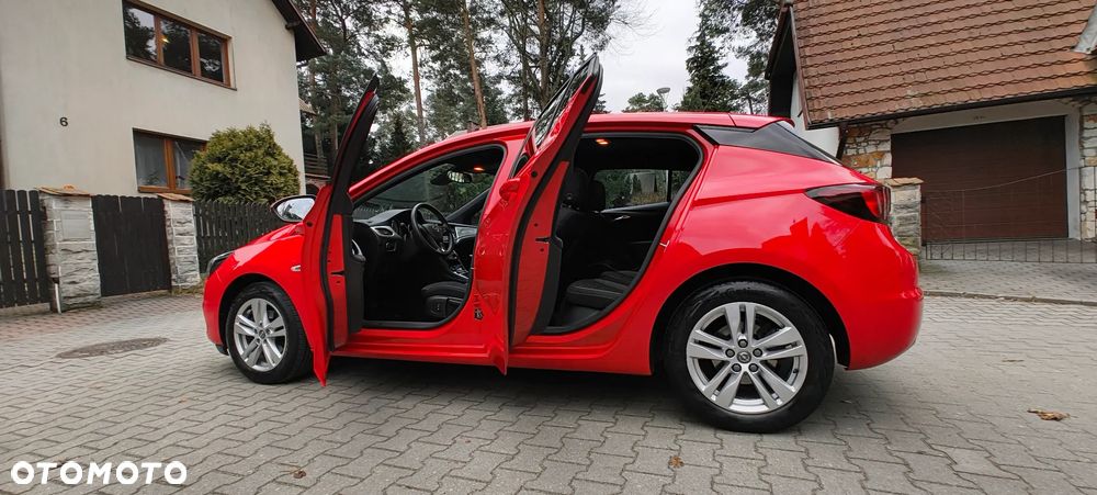 Opel Astra 1.2 T Elegance S&S - 12