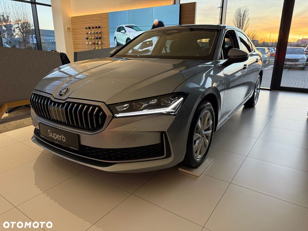 Skoda Superb 1.5 TSI Style DSG - 4