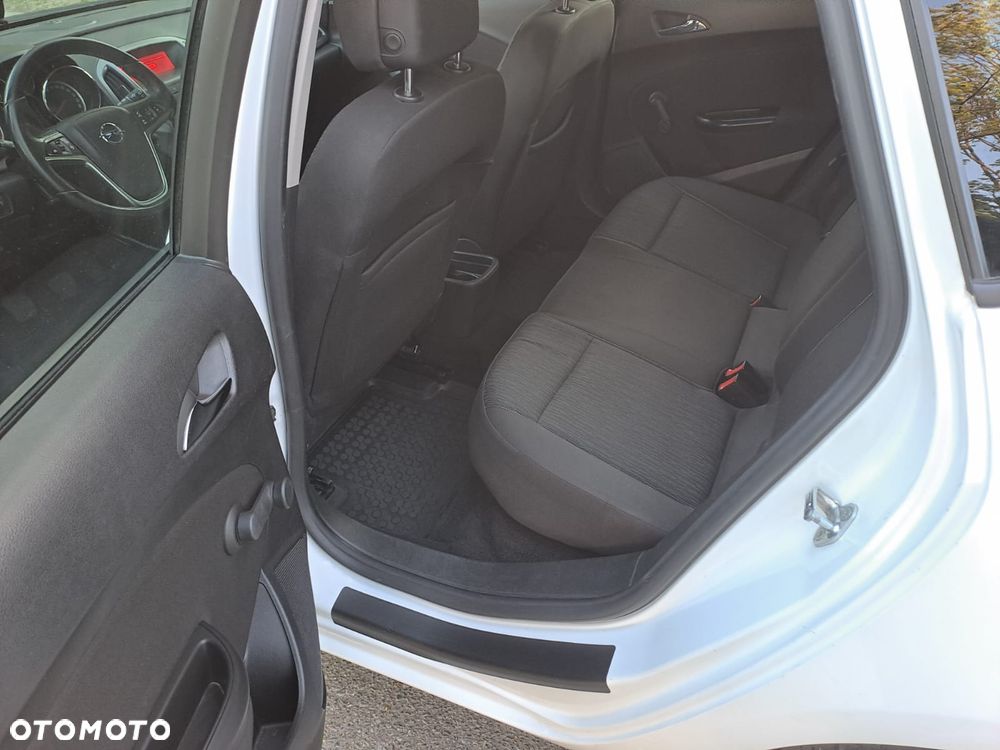 Opel Astra 1.6 Enjoy - 9