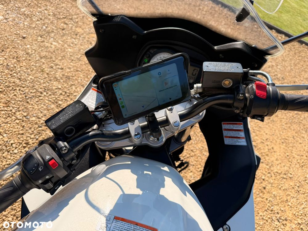 Suzuki GSX - 10