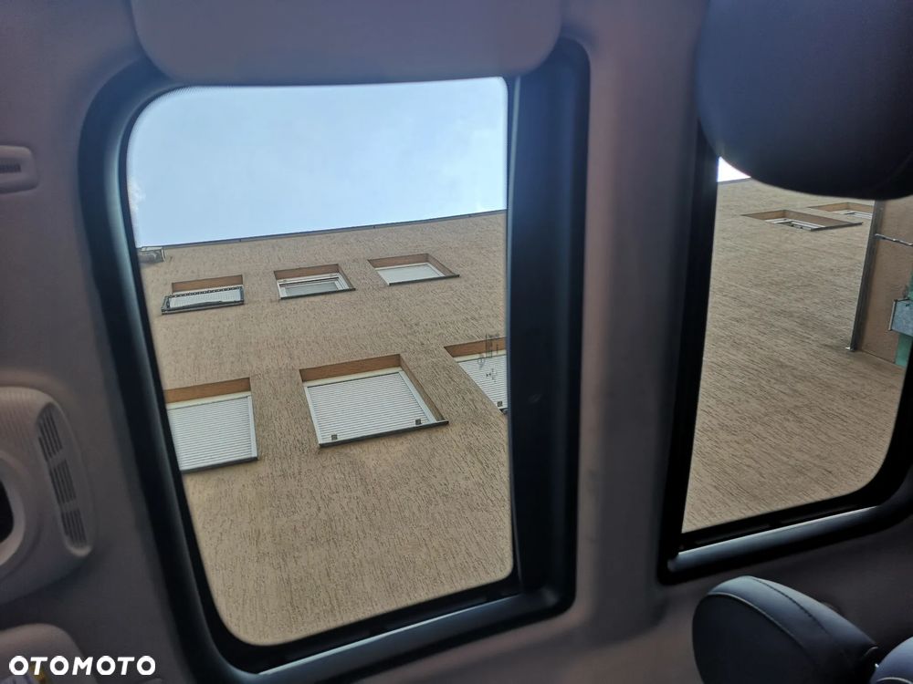 MINI Cooper Standard - 10