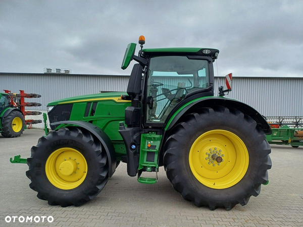 John Deere 6R250