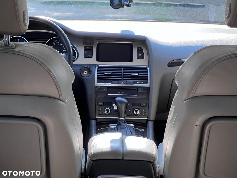 Audi Q7 3.0 TDI DPF Quattro Tiptr - 9