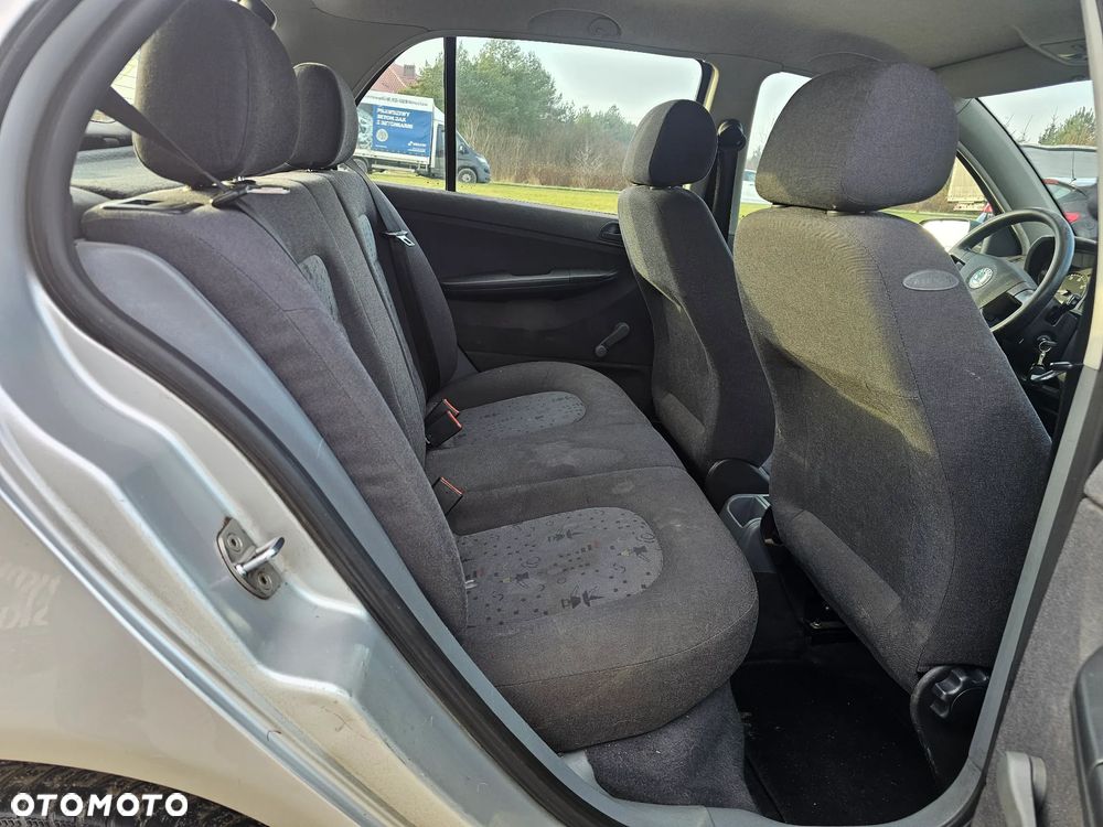 Skoda Fabia 1.4 Basic - 16