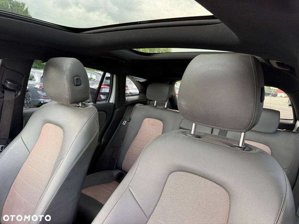 Mercedes-Benz EQA 250 66.5kWh Electric Art - 26
