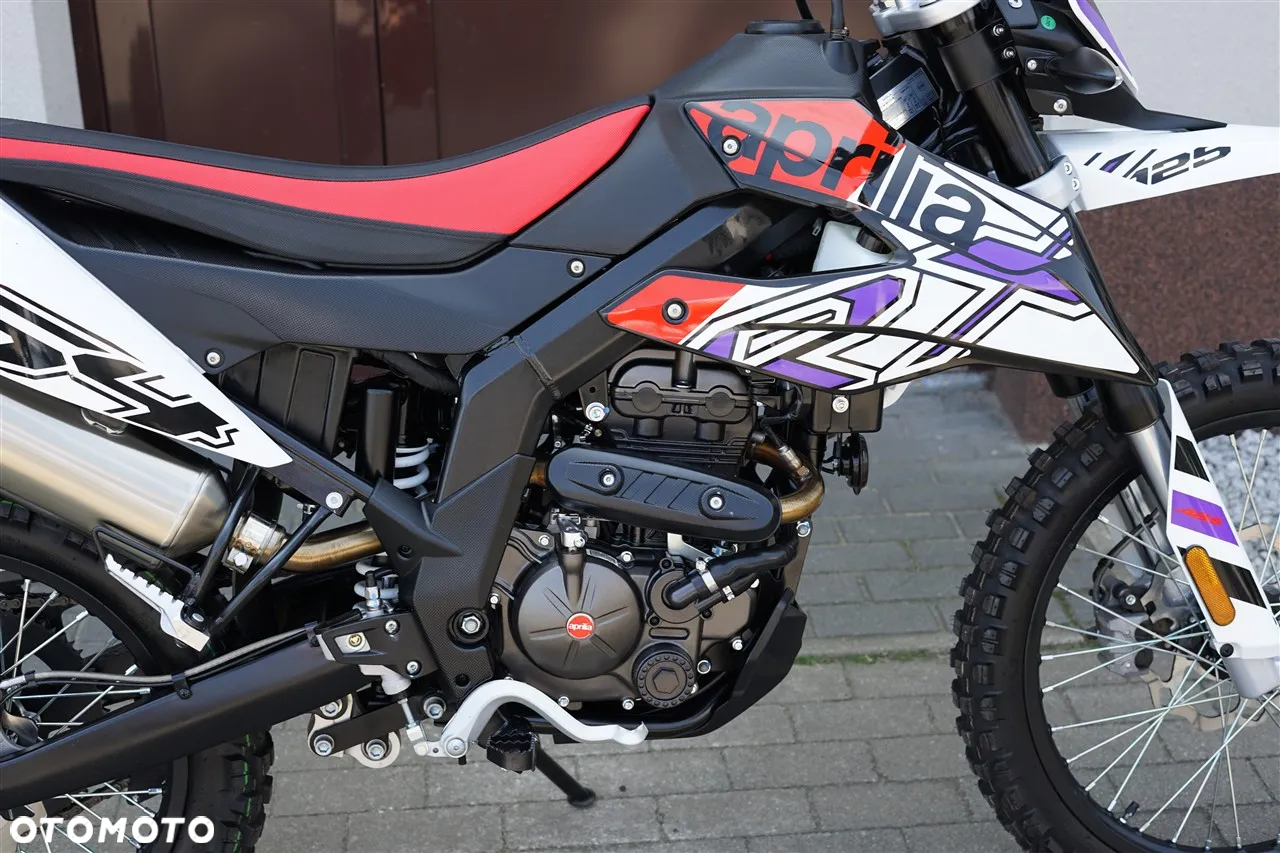 Aprilia RX - 8