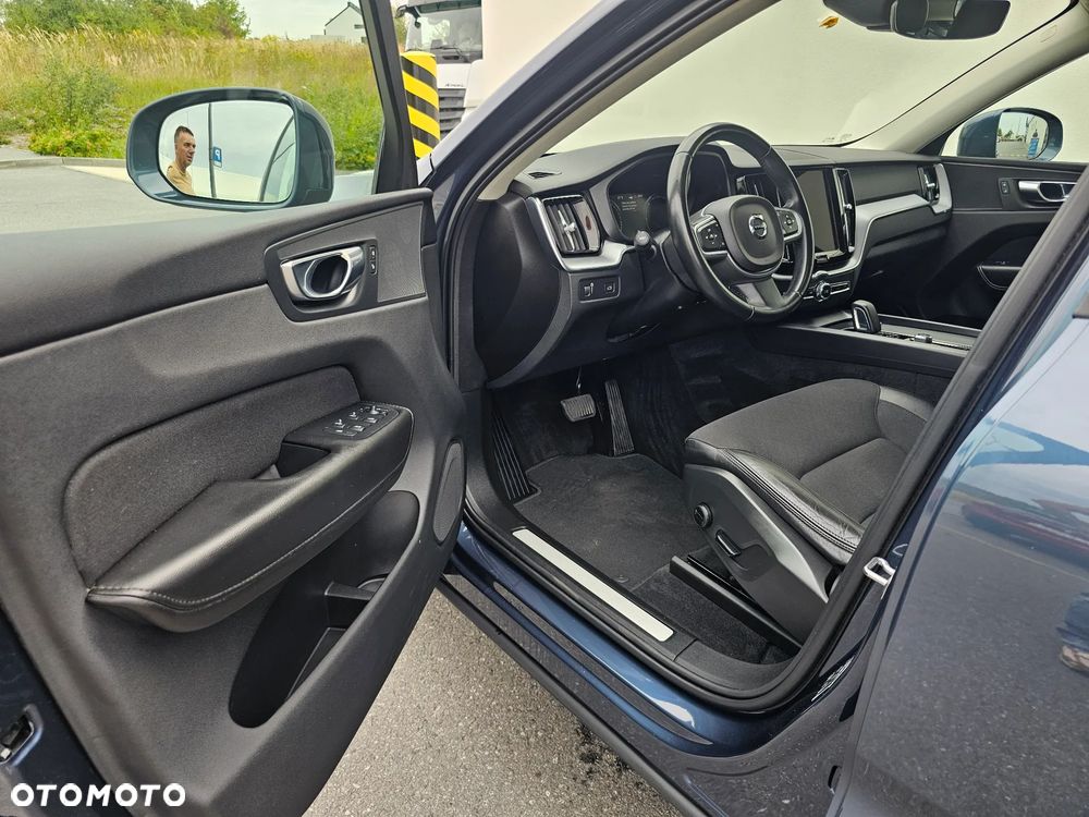 Volvo XC 60 B4 D Geartronic Momentum - 17