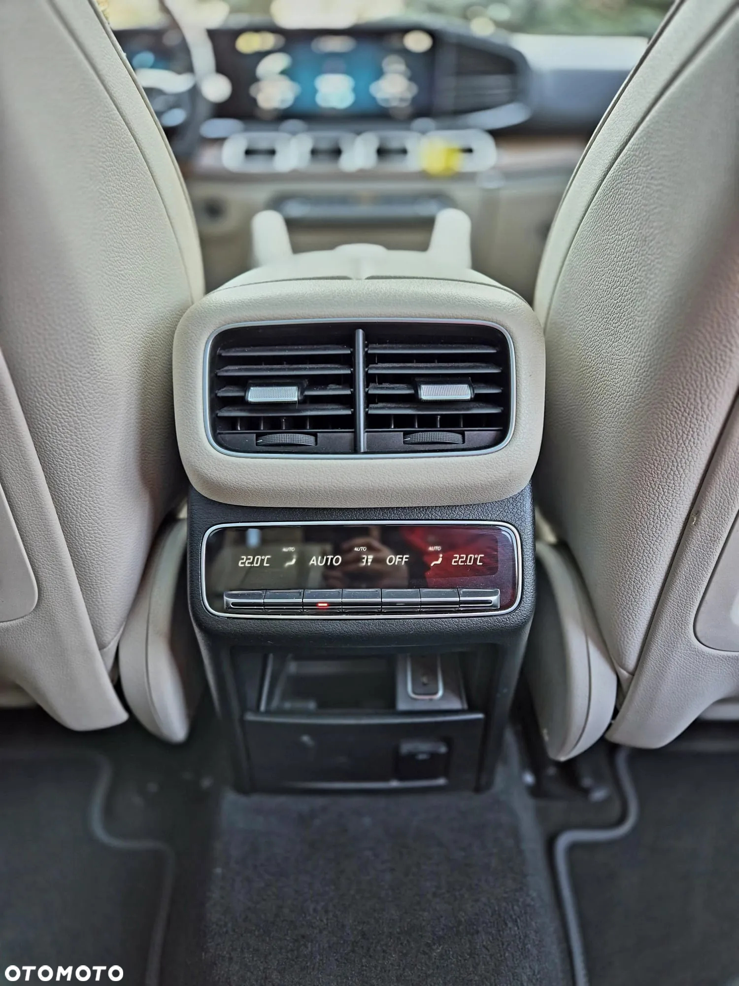 Mercedes-Benz GLE - 28