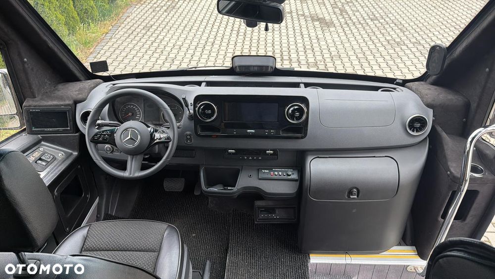 Mercedes-Benz Sprinter 519 - 5