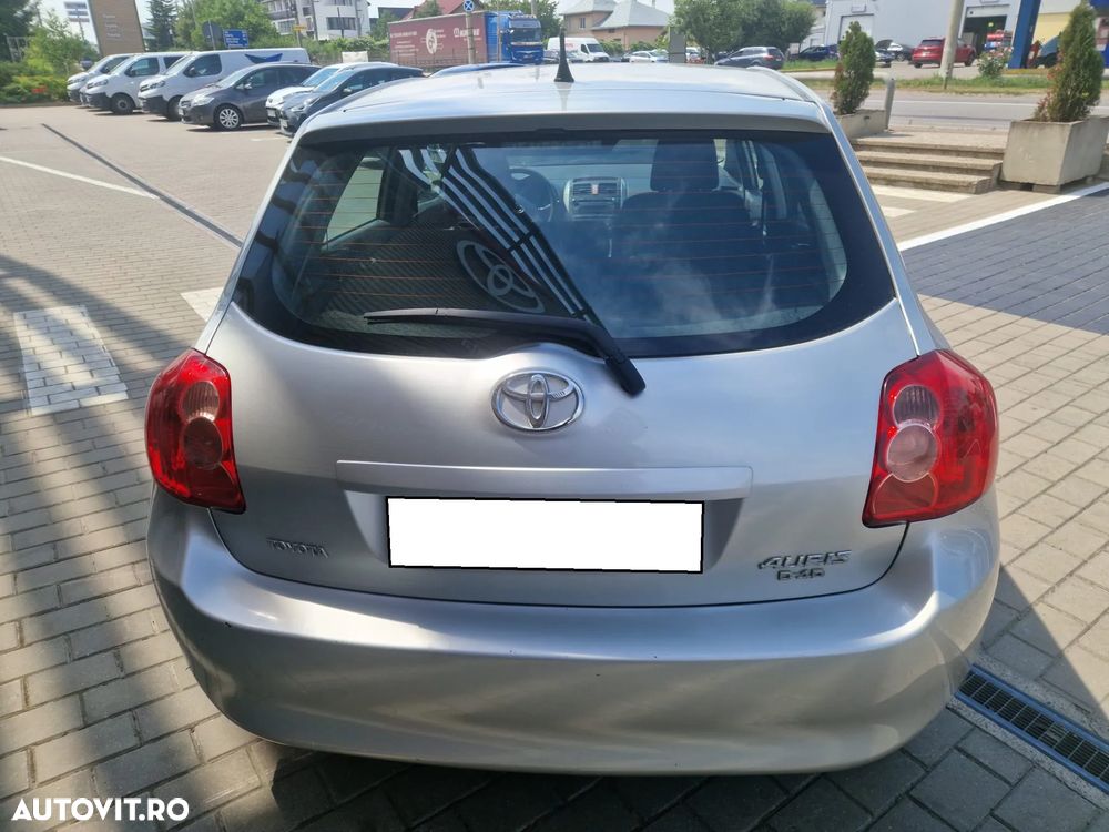 Toyota Auris 1.4 D-4D Luna Plus - 8