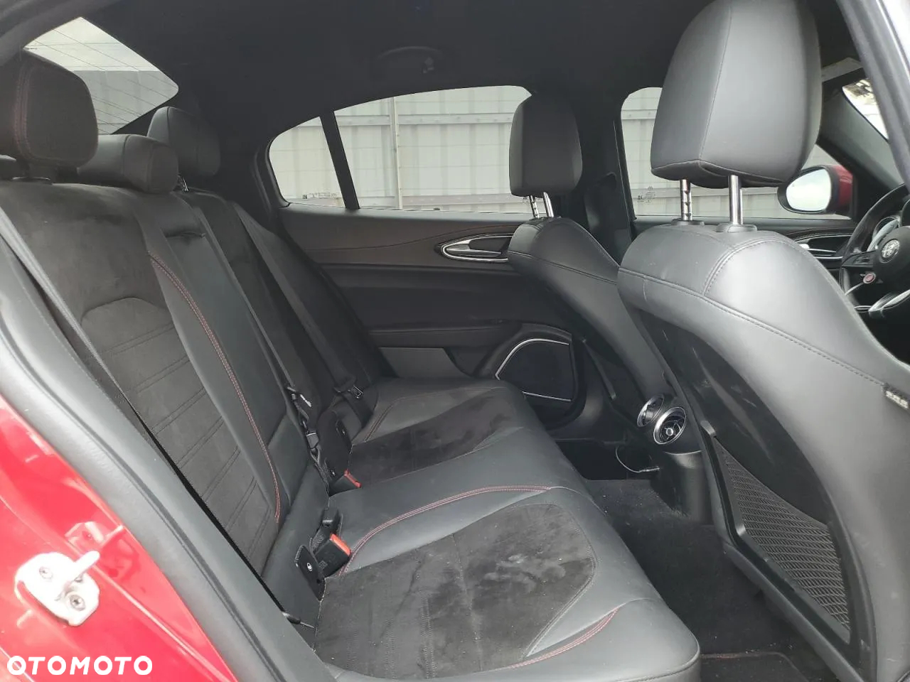 Alfa Romeo Giulia 2.9 Bi Turbo V6 Quadrifoglio - 8