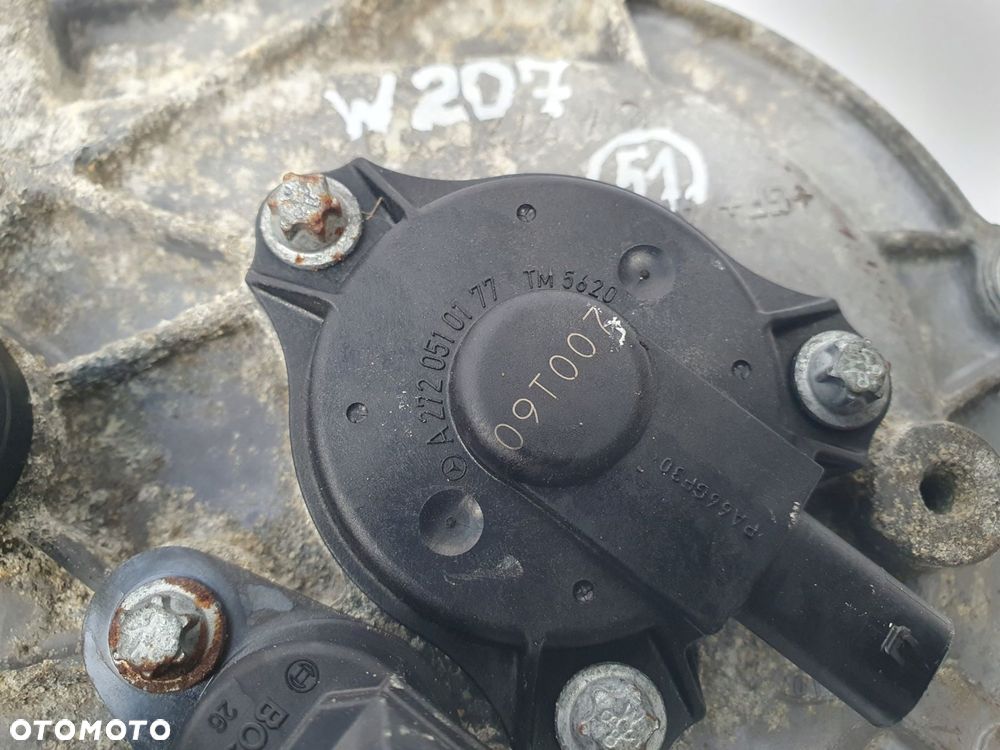 OBUDOWA ROZRZĄDU osłona Mercedes W219 3.5 V6 A272015020 - 15