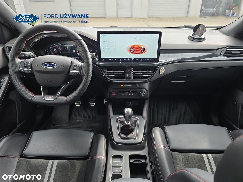 Ford Focus 2.3 EcoBoost ST X - 17