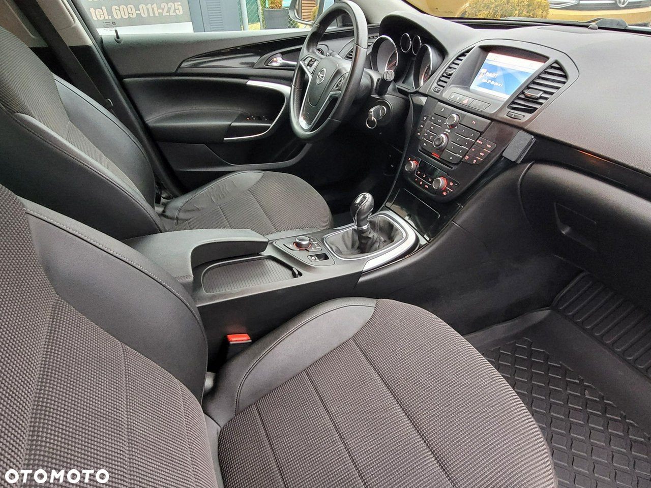 Opel Insignia - 13