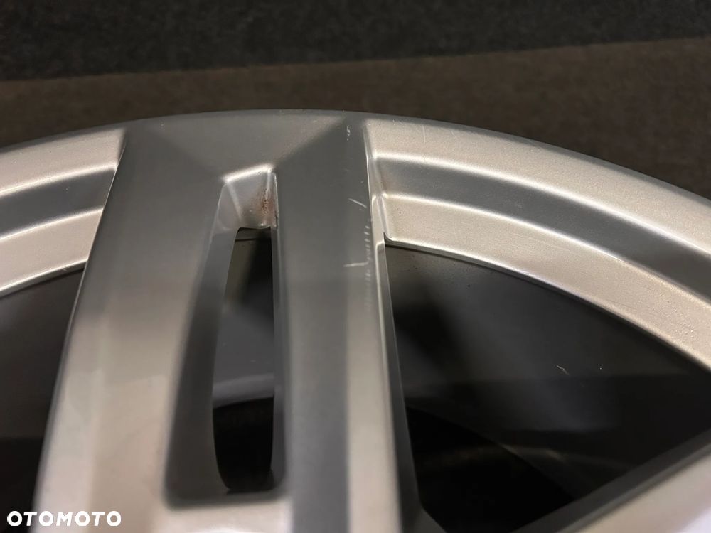 Alufelga Audi A4 B9 17 cali 5x112 1szt. Ładna! 8W0601025P - 3