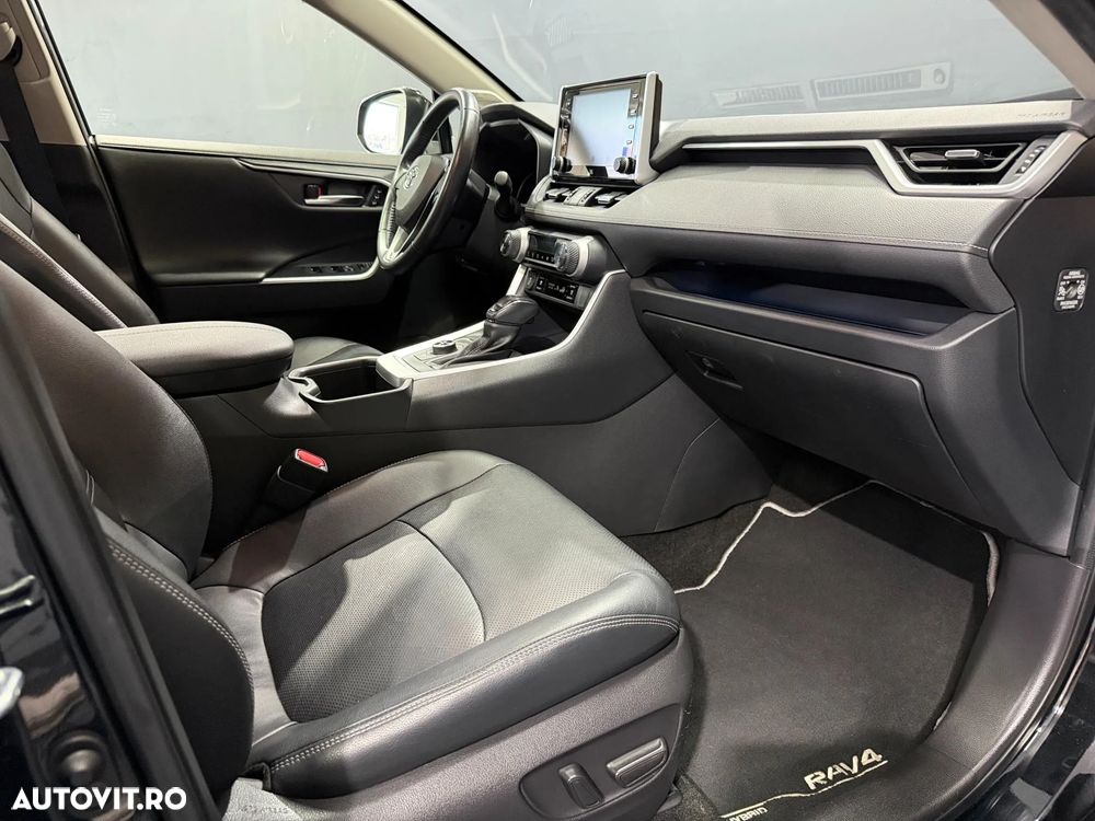 Toyota RAV4 2.5 VVT-iE 4x4 Luxury Premium - 18