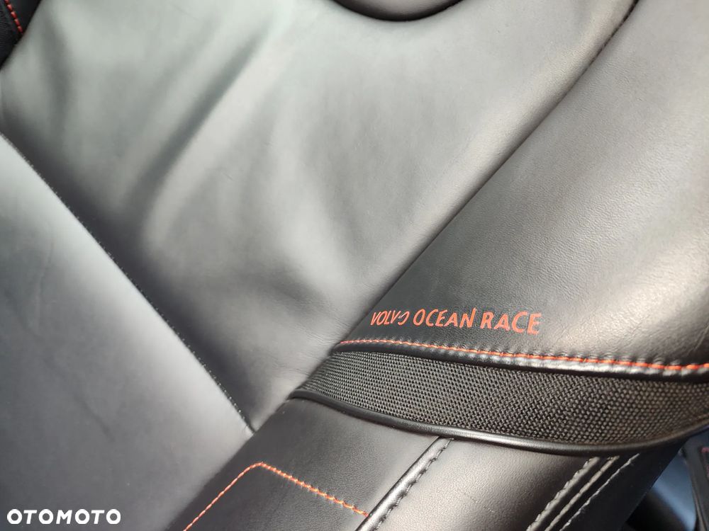 Volvo V40 D2 Ocean Race - 13