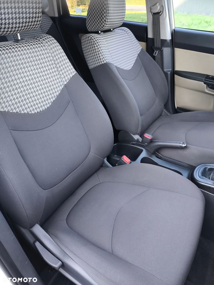 Kia Soul 1.6 CRDI Vision - 23