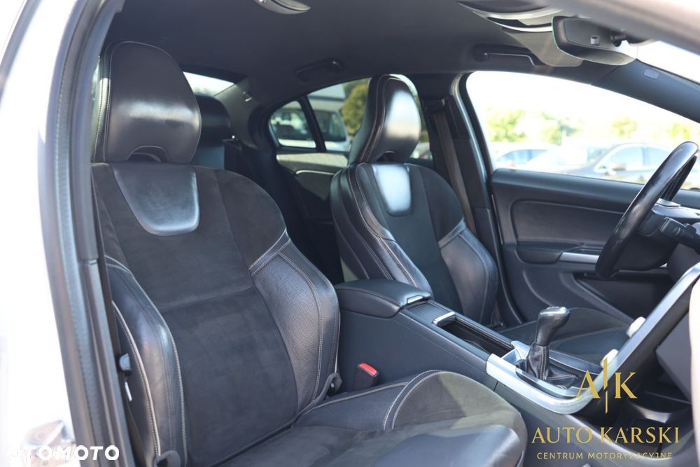 Volvo S60 - 35