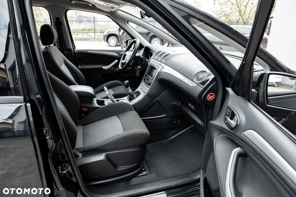 Ford S-Max 2.0 TDCi Titanium - 24