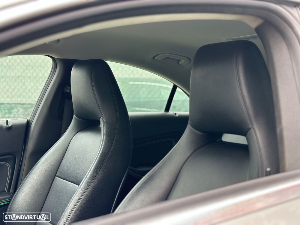 Mercedes-Benz CLA 180 - 13