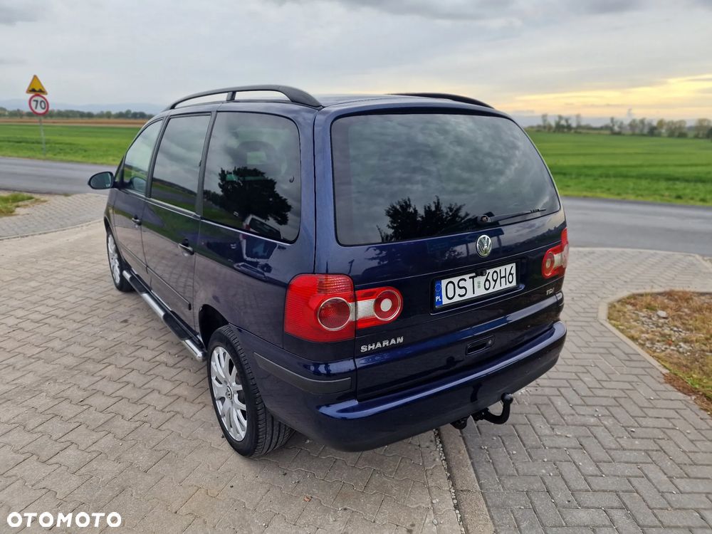 Volkswagen Sharan 1.9 TDI Comfortline - 13