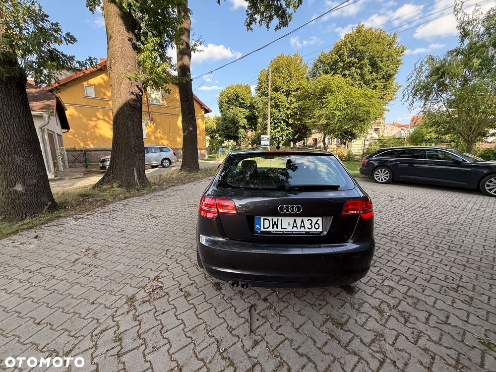 Audi A3 Sportback 2.0 TDI DPF Ambition - 5