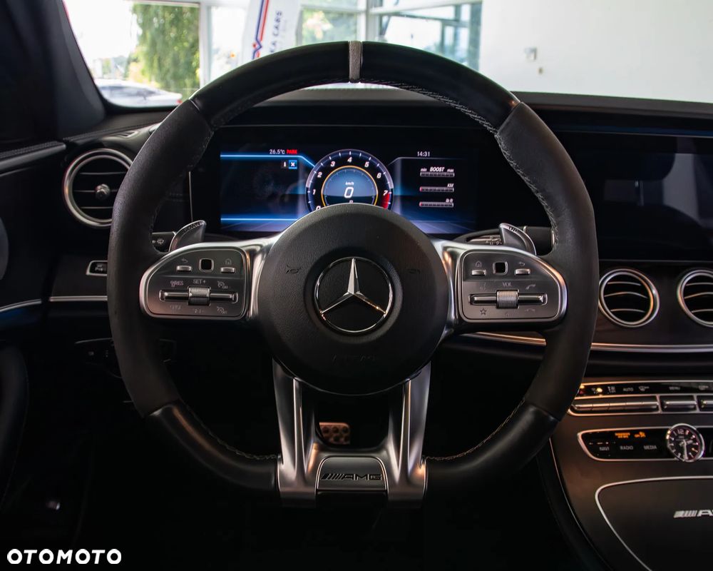 Mercedes-Benz Klasa E AMG 63 S 4Matic+ AMG Speedshift MCT-9G - 16