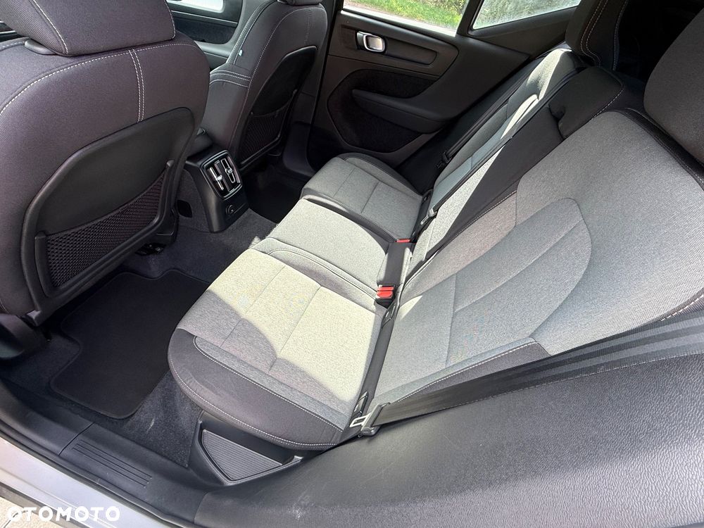Volvo XC 40 T4 Recharge DKG Plus Bright - 12