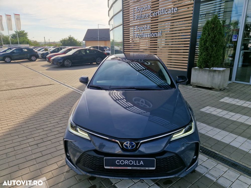 Toyota Corolla 1.8 HSD Business - 3