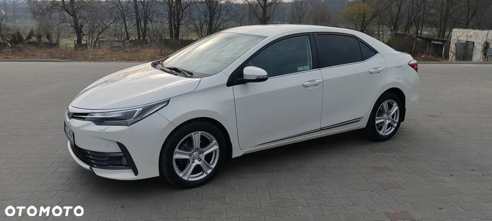 Toyota Corolla 1.6 Prestige MS EU6 - 1