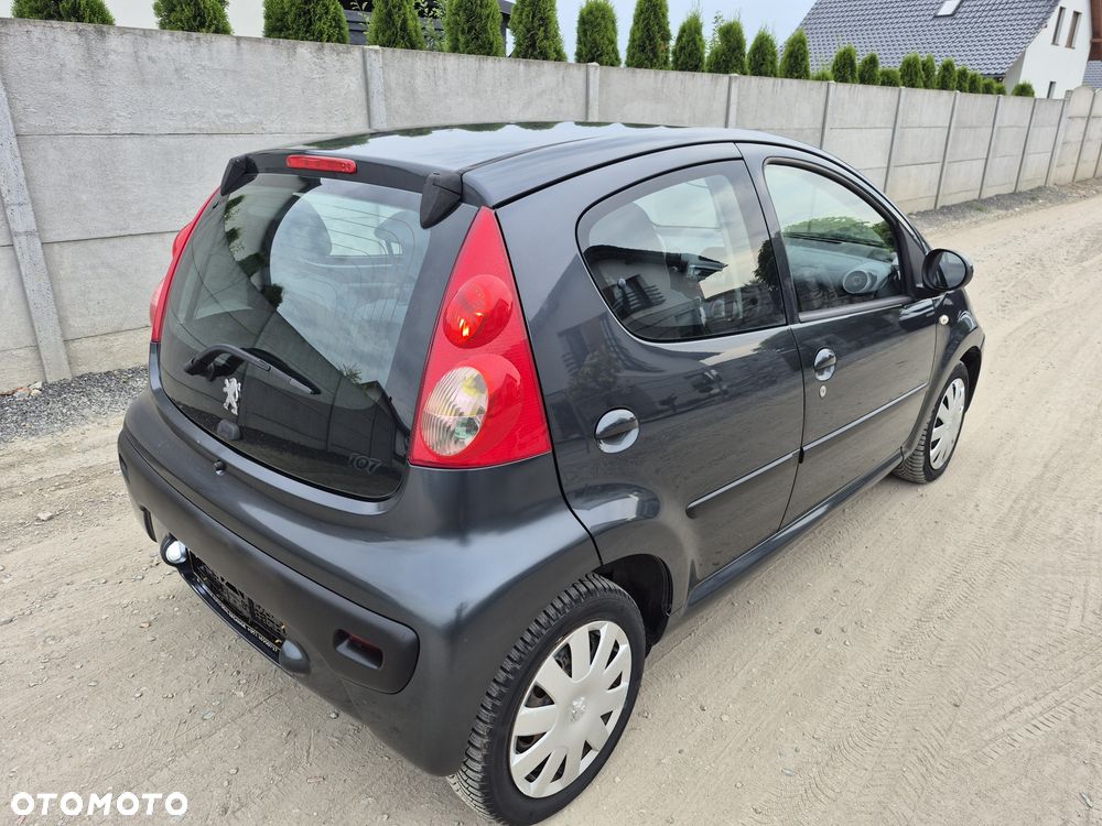 Peugeot 107 - 4