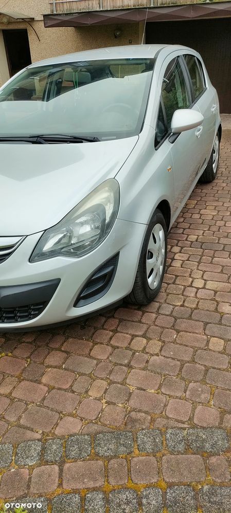 Opel Corsa 1.4 16V Enjoy - 11