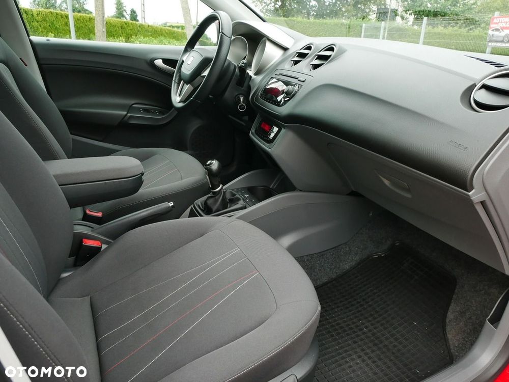 Seat Ibiza ST 1.4 16V Style - 19