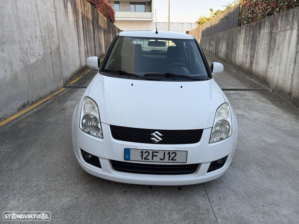 Suzuki Swift 1.3 DDiS GLX - 3