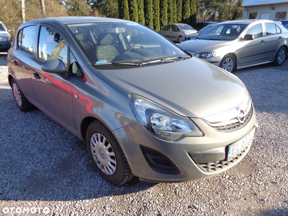 Opel Corsa 1.2 16V Cosmo - 1