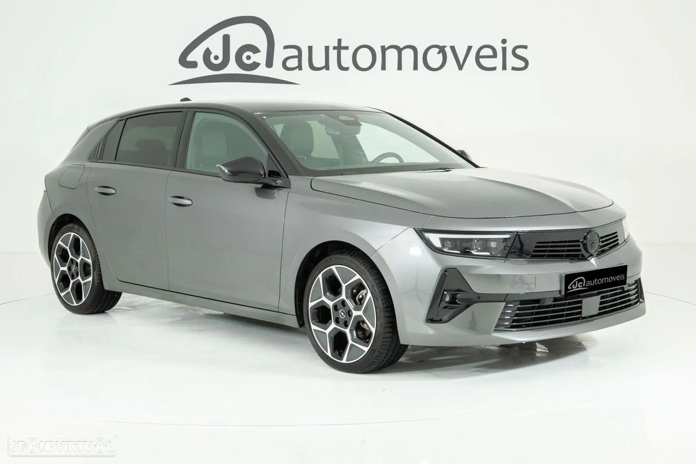 Opel Astra 1.5 D GS Aut. - 1