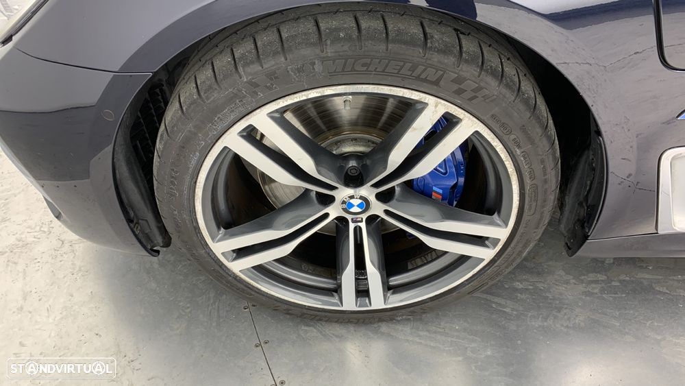 BMW 740 Le xDrive iPerformance Pack M - 10